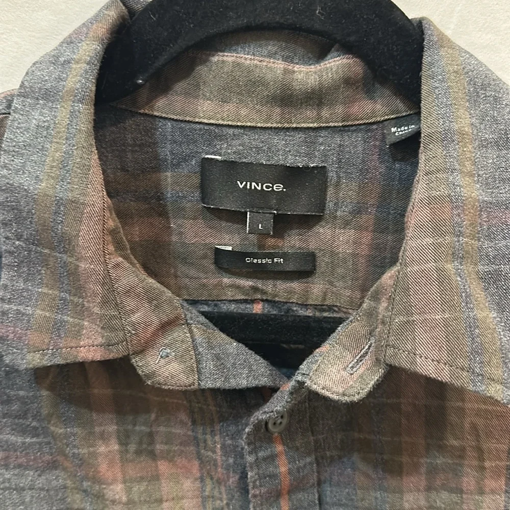 Vince Men’s Plaid Button Down Shirt, Size Large - Picture 2 of 4